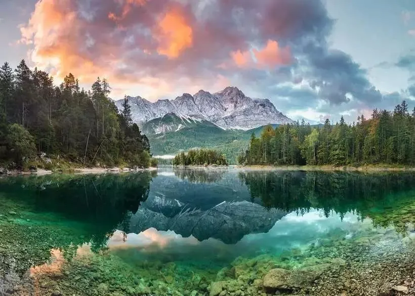 Zugspitze at the Eibsee, Germany